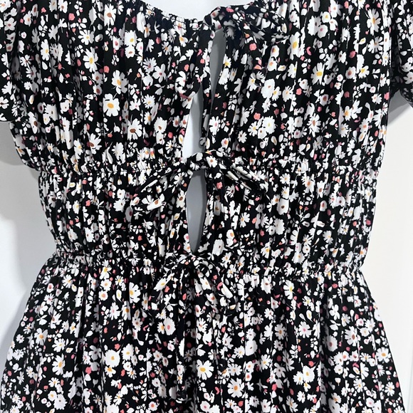 Urban Outfitters Black Mini Dress with a keyhole tie front - Picture 2 of 2